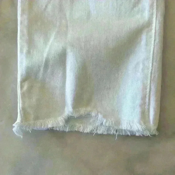 Paige Hoxton Slim Crop Jeans - Picture 3 of 16